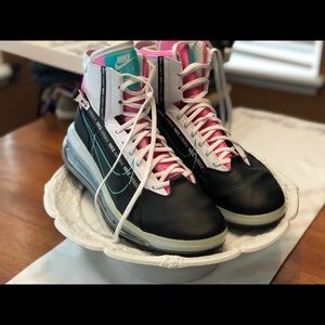 Men’s Nike high tops